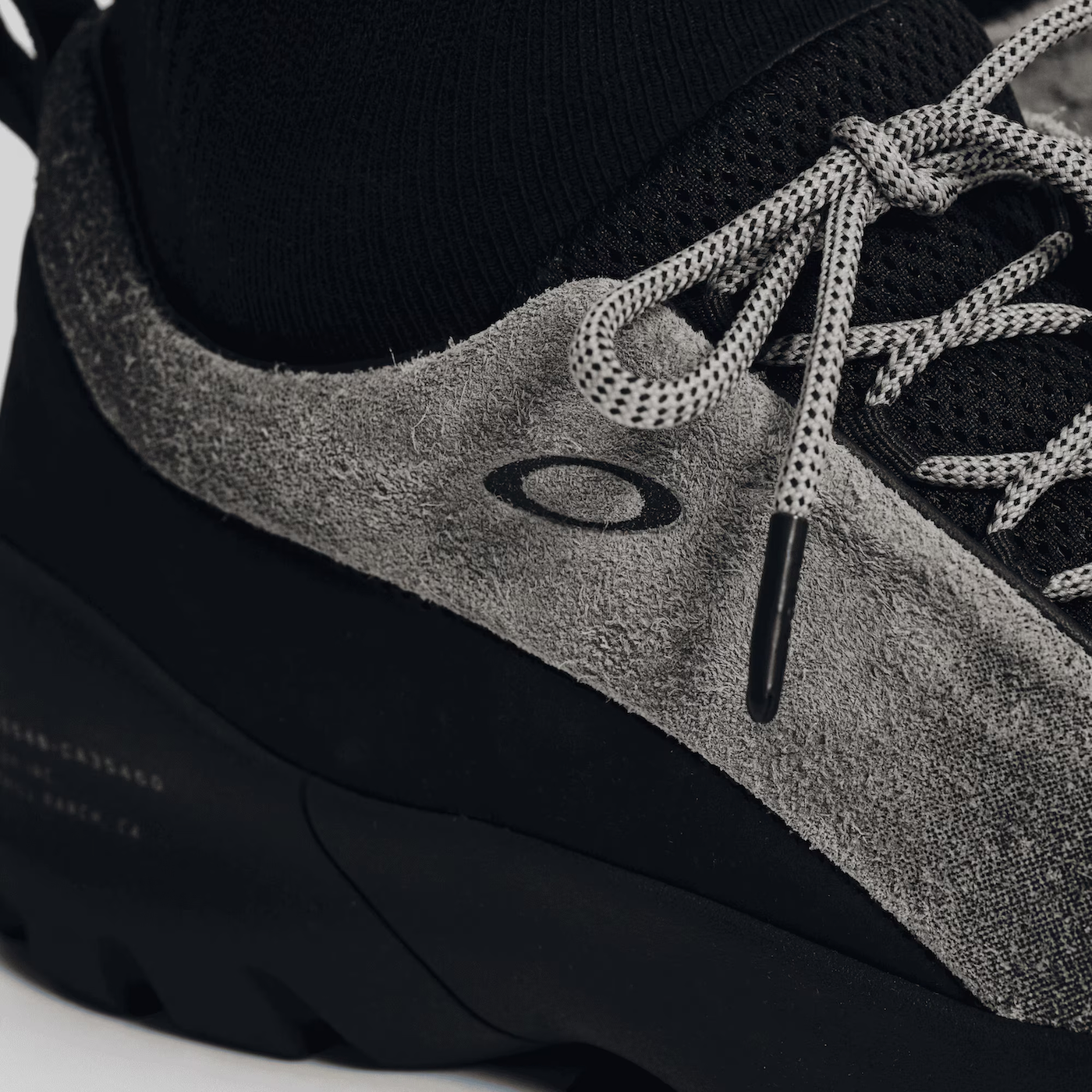 Tênis Oakley x PIET Hoof