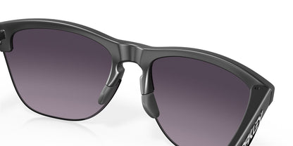 Frogskins Lite Matte Black Lentes Prizm Grey Gradient
