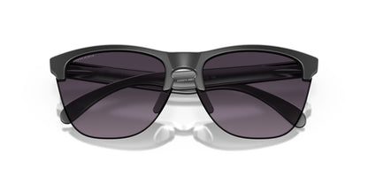 Frogskins Lite Matte Black Lentes Prizm Grey Gradient
