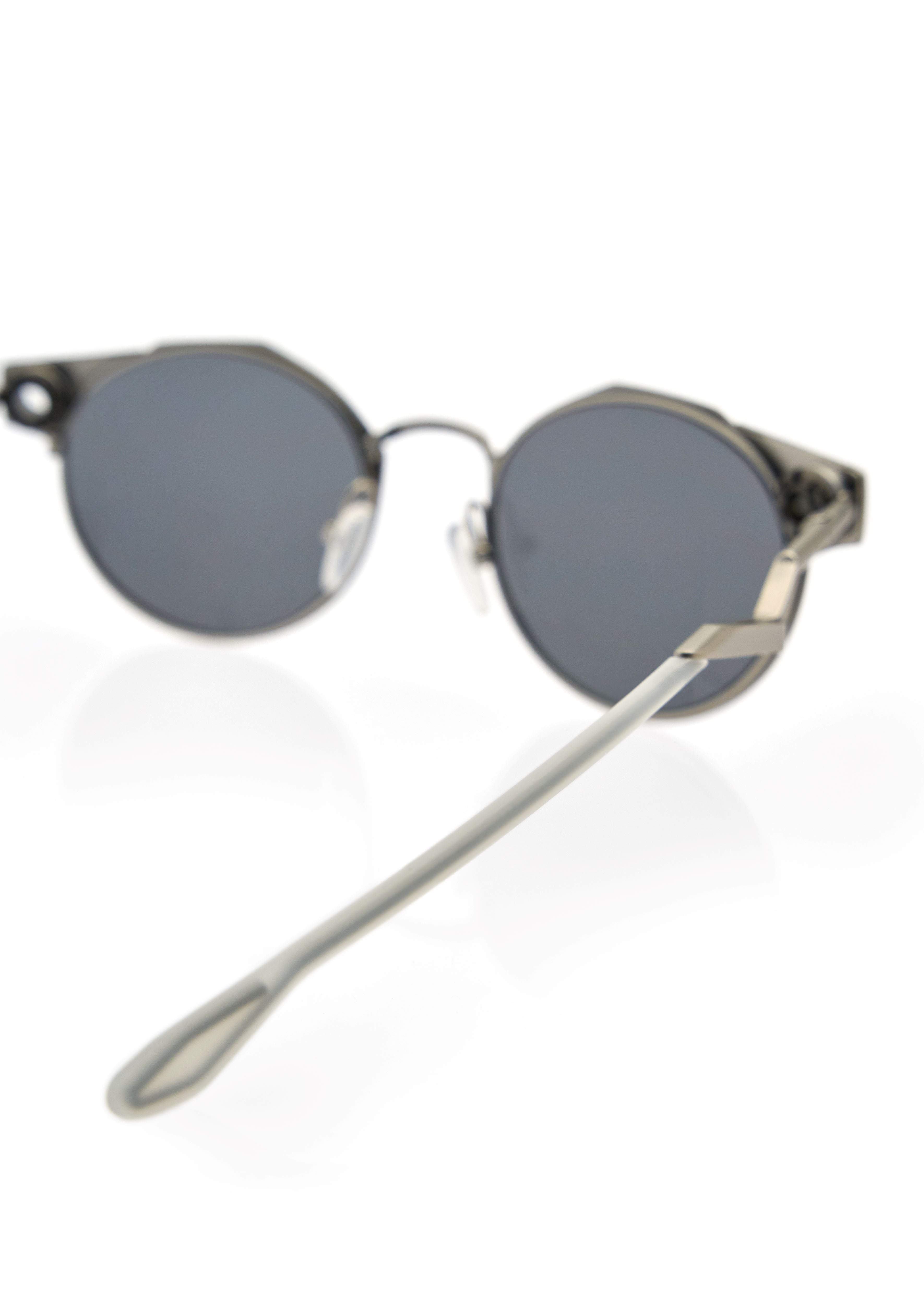 Deadbolt™ Satin Chrome Lentes Prizm Black